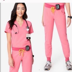 Figs Neon Pink scrub set XXS/XXSP
